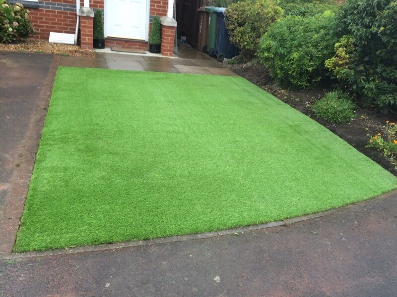 52 freshly landscaped garden